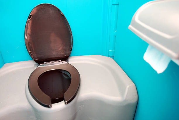 Best Luxury portable toilet rental  in Buttonwillow, CA