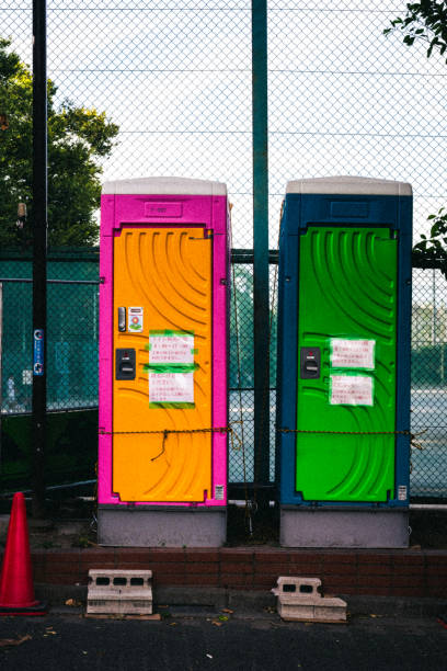 Portable Toilet Options We Offer in Buttonwillow, CA