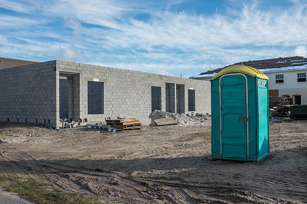 Portable Toilet Options We Offer in Buttonwillow, CA